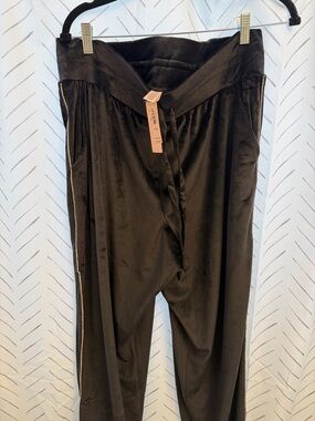 Victoria’s Secret Black Velour Drawstring Joggers with rhinestone detail on leg